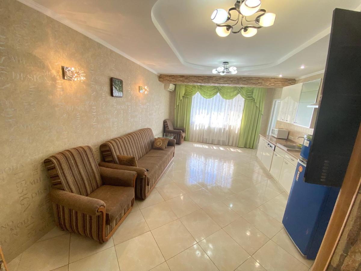 Ultra Central Double Room Appartment In تشيسيناو المظهر الخارجي الصورة
